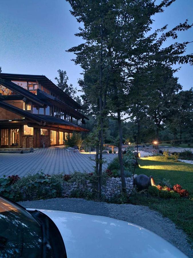 Guest House Mala Prica Zivinice Exterior photo