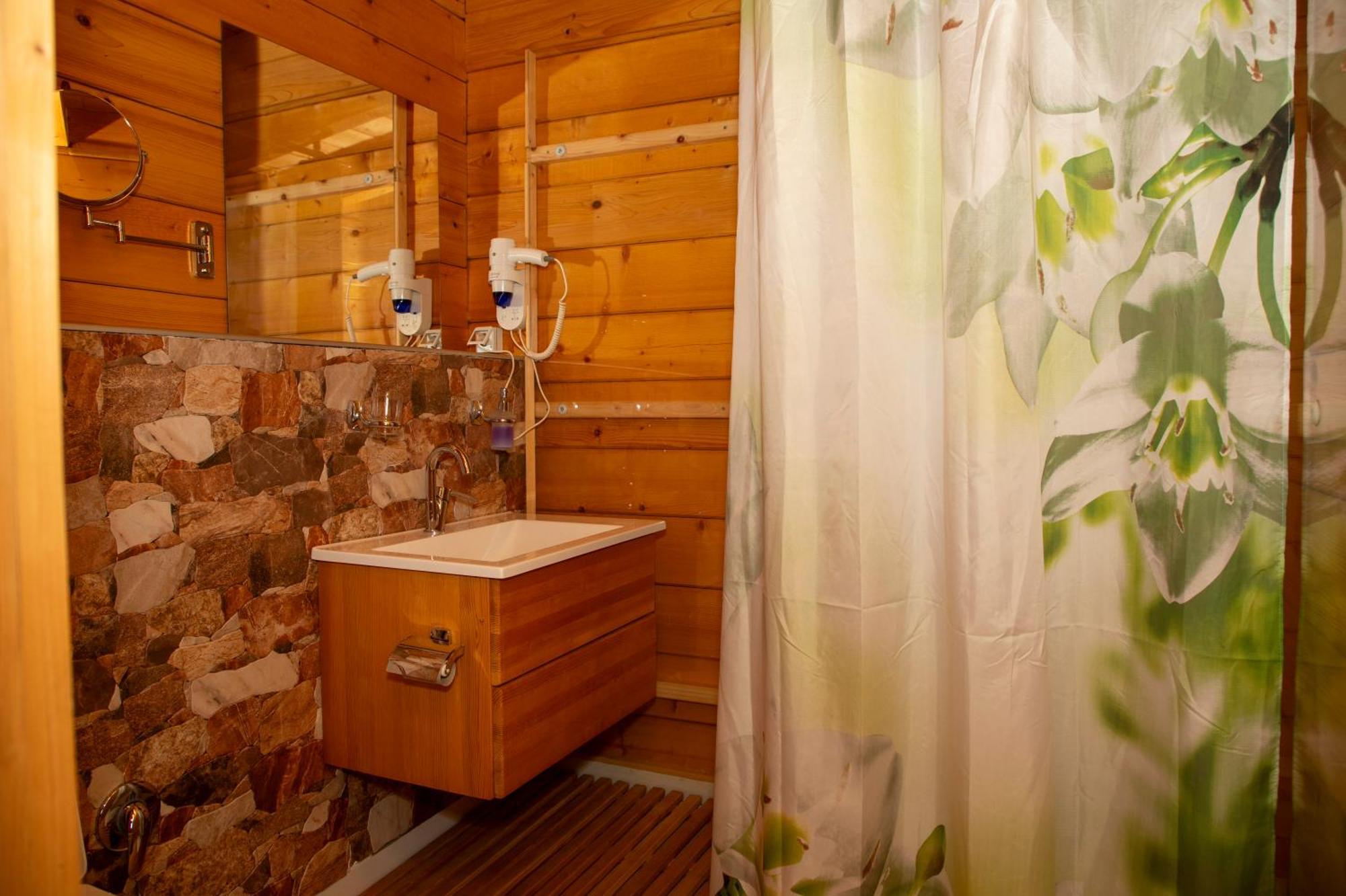 Guest House Mala Prica Zivinice Exterior photo