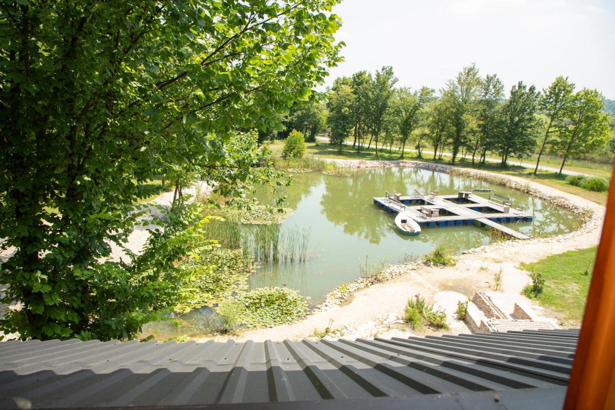 Guest House Mala Prica Zivinice Exterior photo