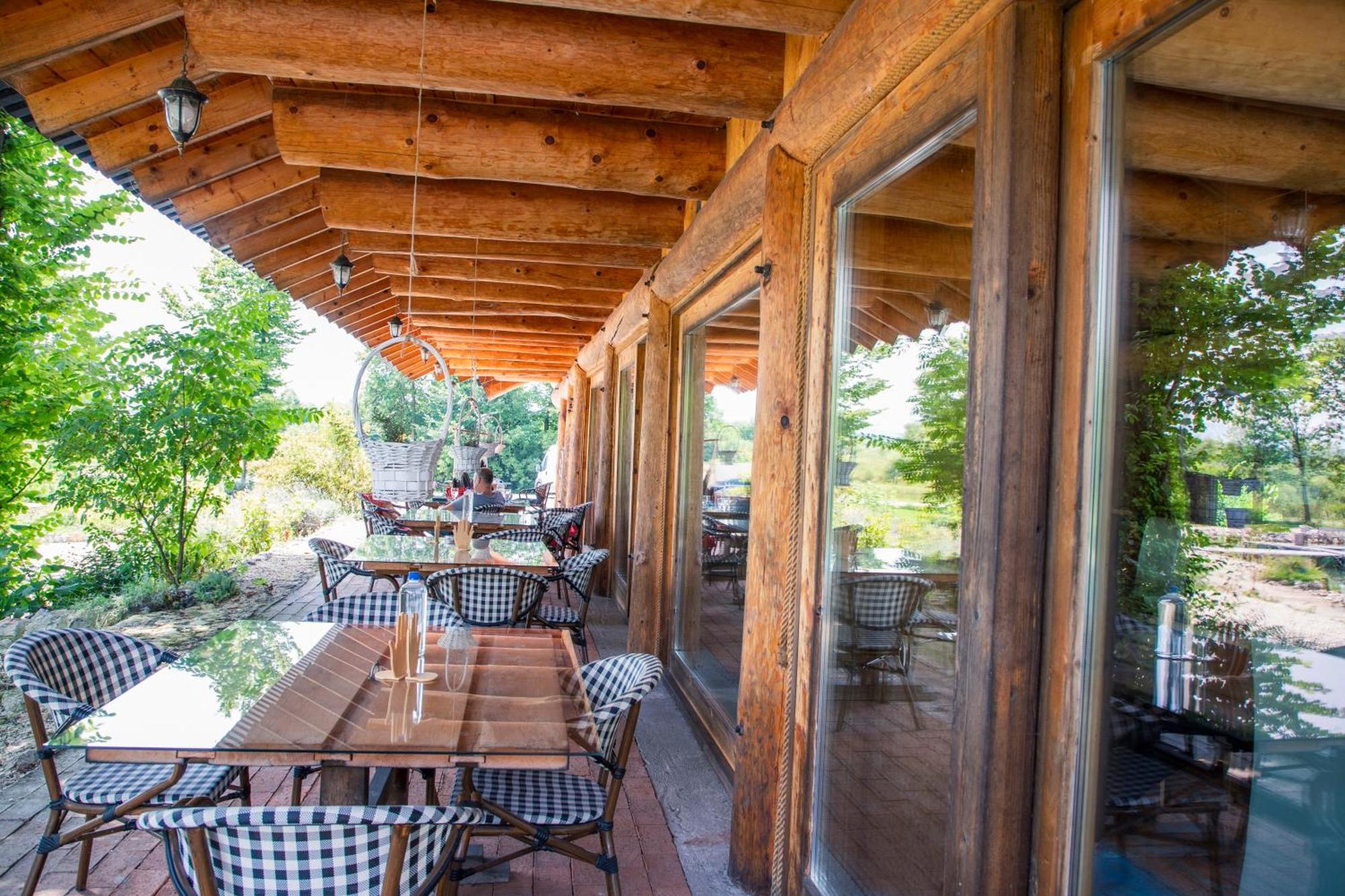 Guest House Mala Prica Zivinice Exterior photo