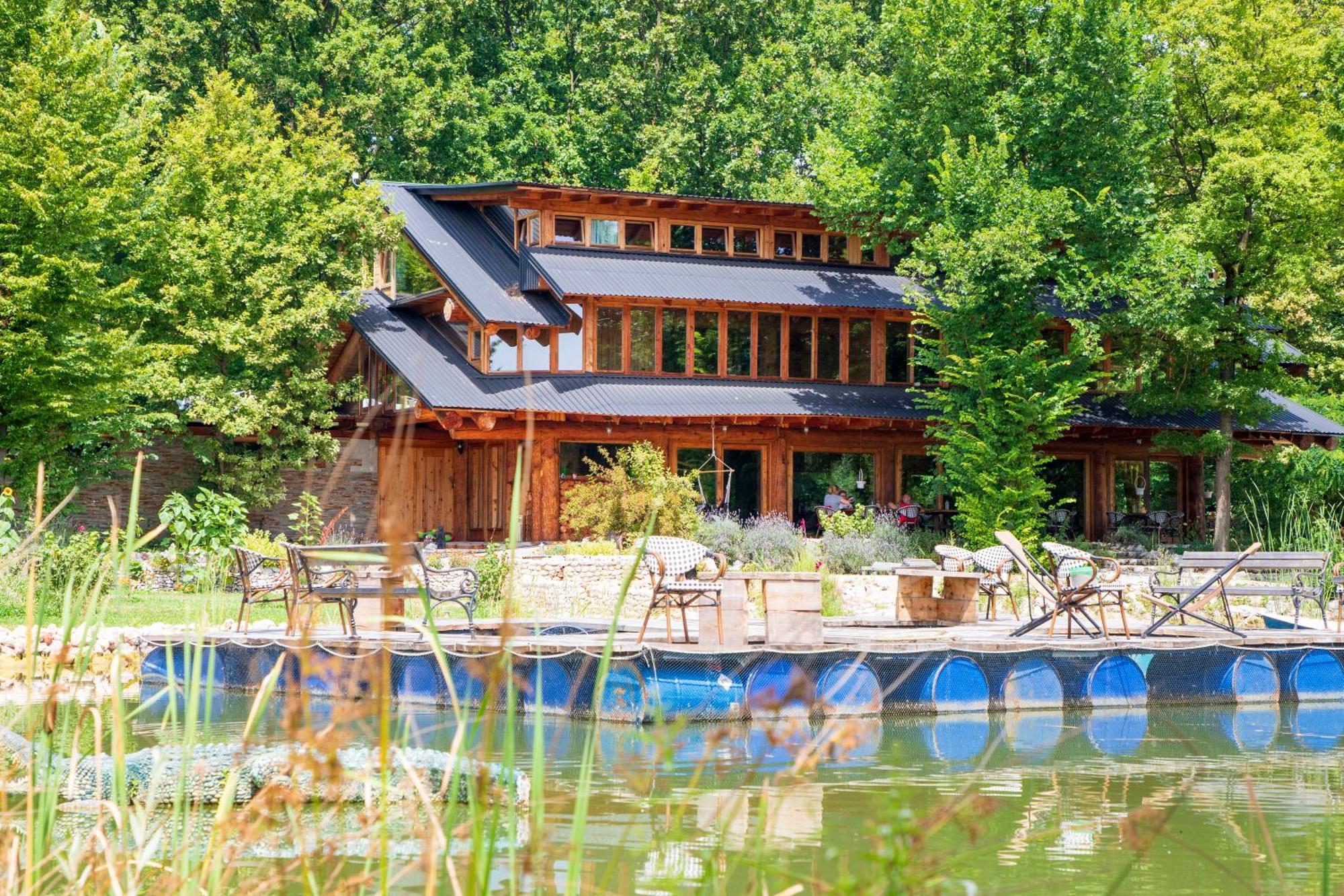 Guest House Mala Prica Zivinice Exterior photo
