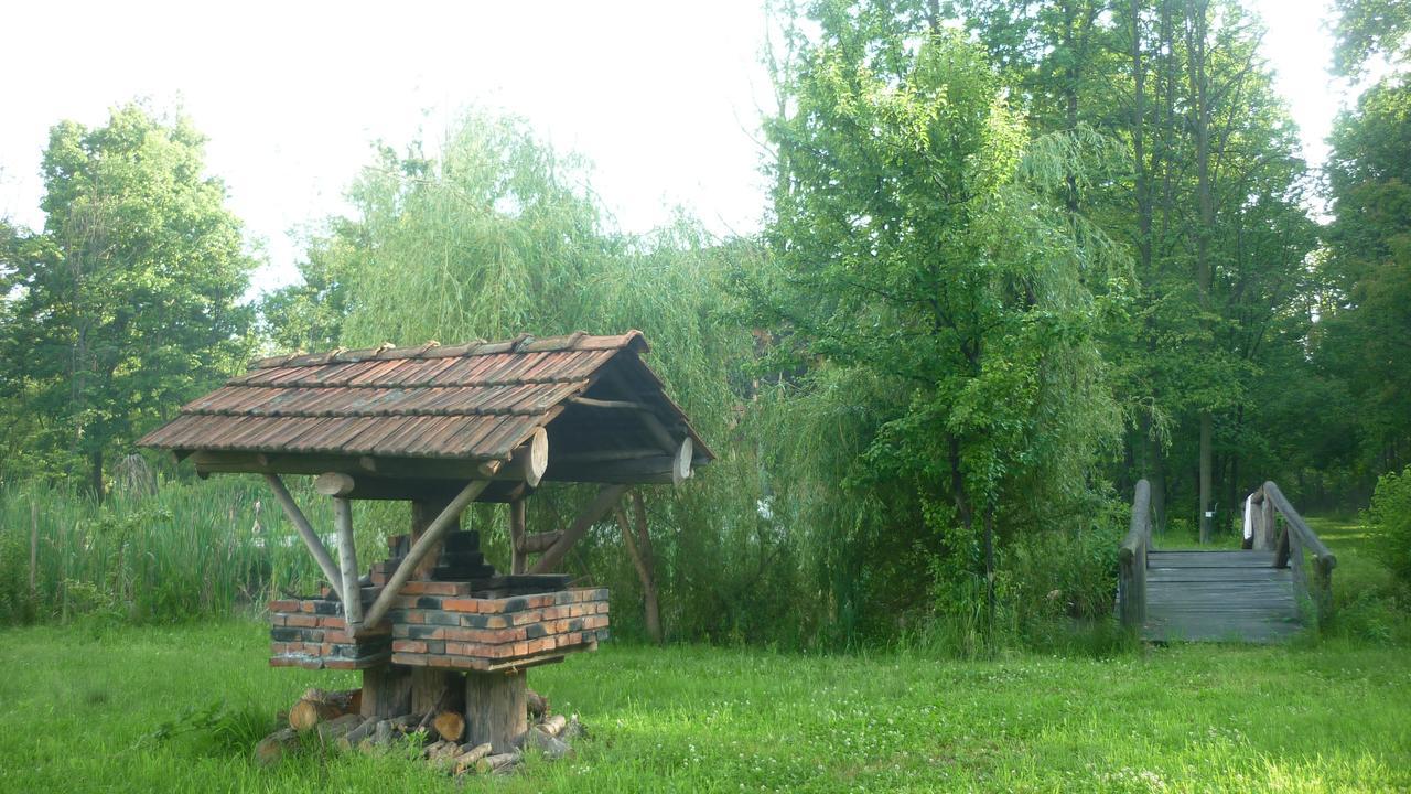Guest House Mala Prica Zivinice Exterior photo